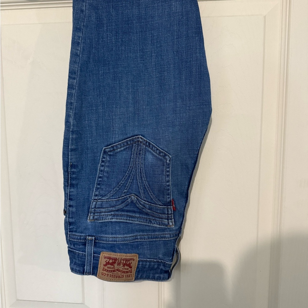 Levi's Classic Blue Denim Jeans with Faded Look